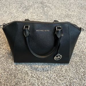 Michael Kors Tote